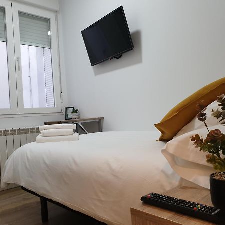 Norte Oviedo Rooms Madrid Bagian luar foto