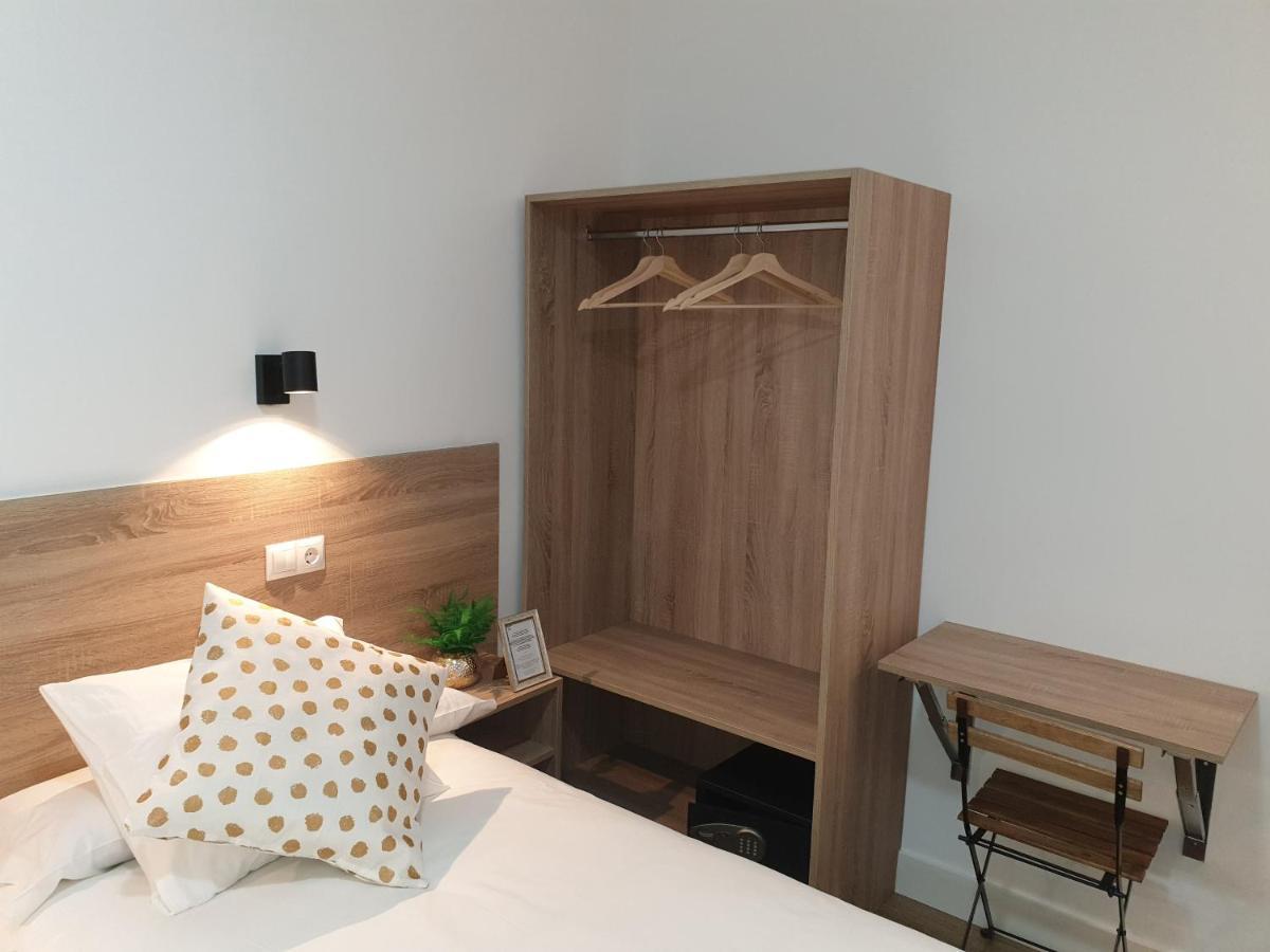 Norte Oviedo Rooms Madrid Bagian luar foto