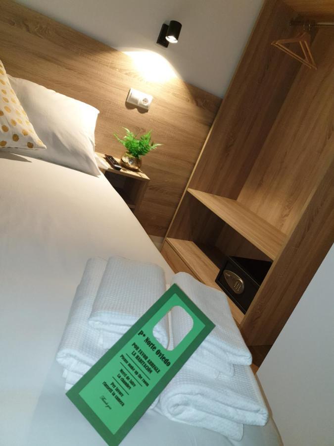 Norte Oviedo Rooms Madrid Bagian luar foto
