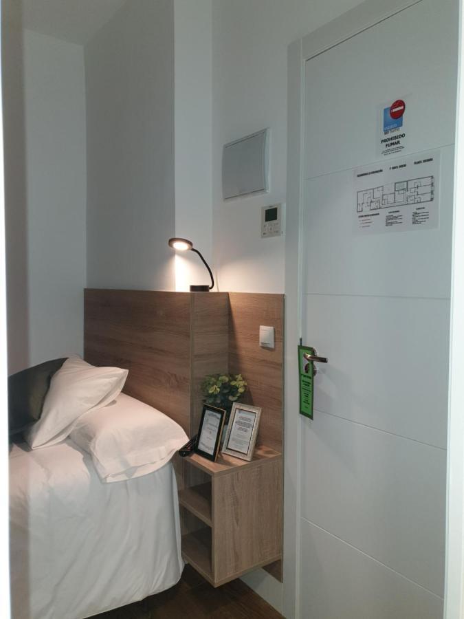 Norte Oviedo Rooms Madrid Bagian luar foto