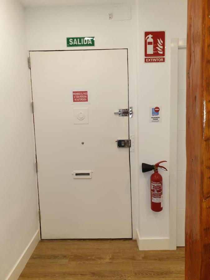 Norte Oviedo Rooms Madrid Bagian luar foto