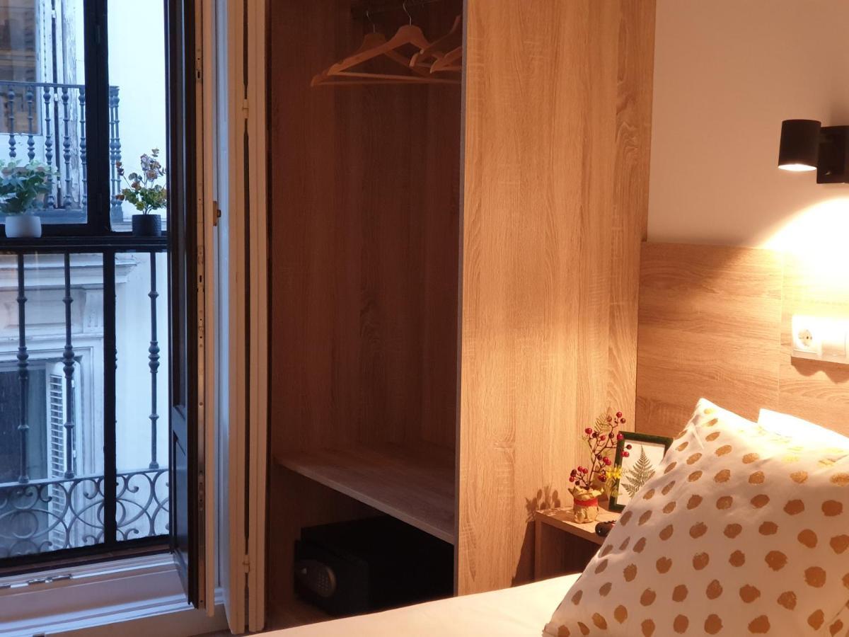 Norte Oviedo Rooms Madrid Bagian luar foto