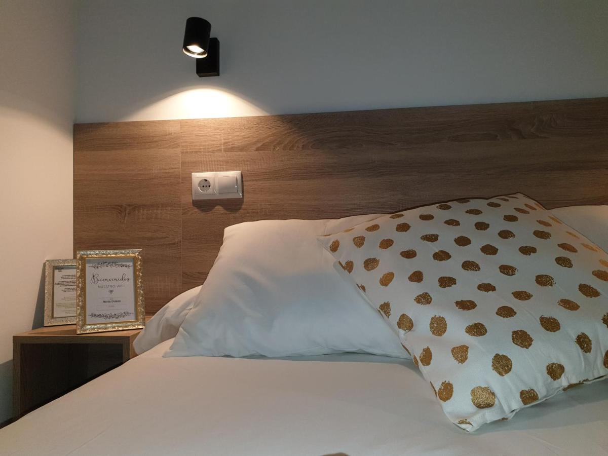 Norte Oviedo Rooms Madrid Bagian luar foto